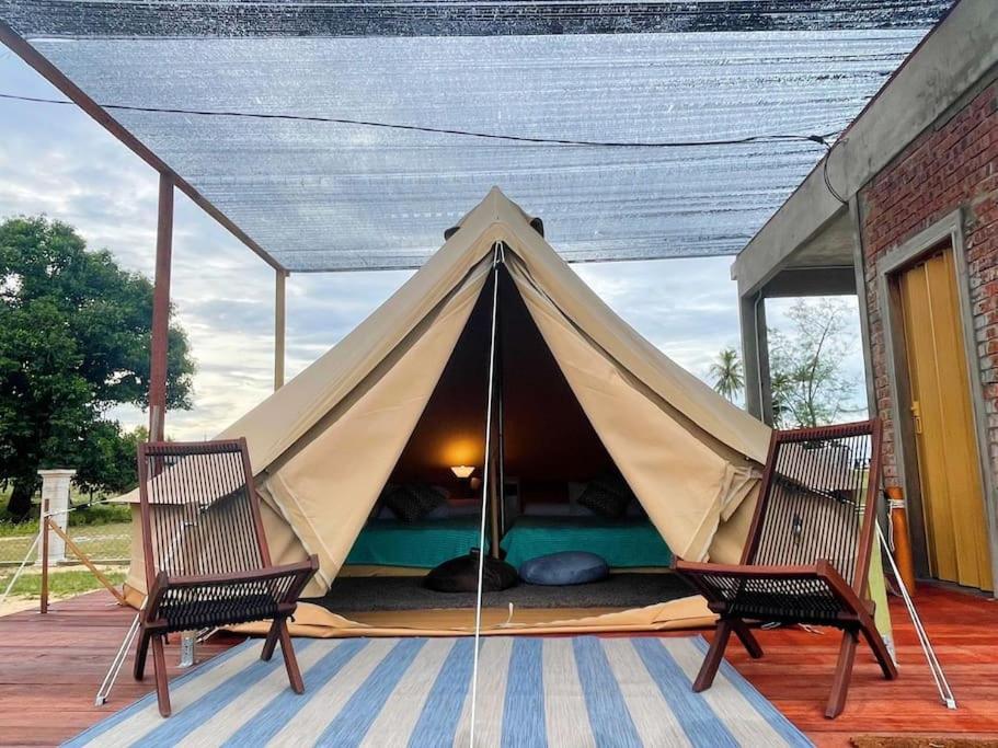 Rembulan Escape Bell Tent 2 Кампунг Пенарик Экстерьер фото